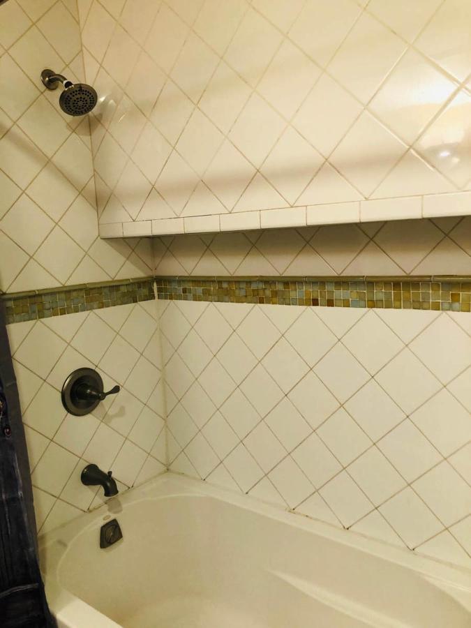 Updated Amazing Bi -Level Condo Minutes From Water Views Of New York City North Bergen Exterior photo